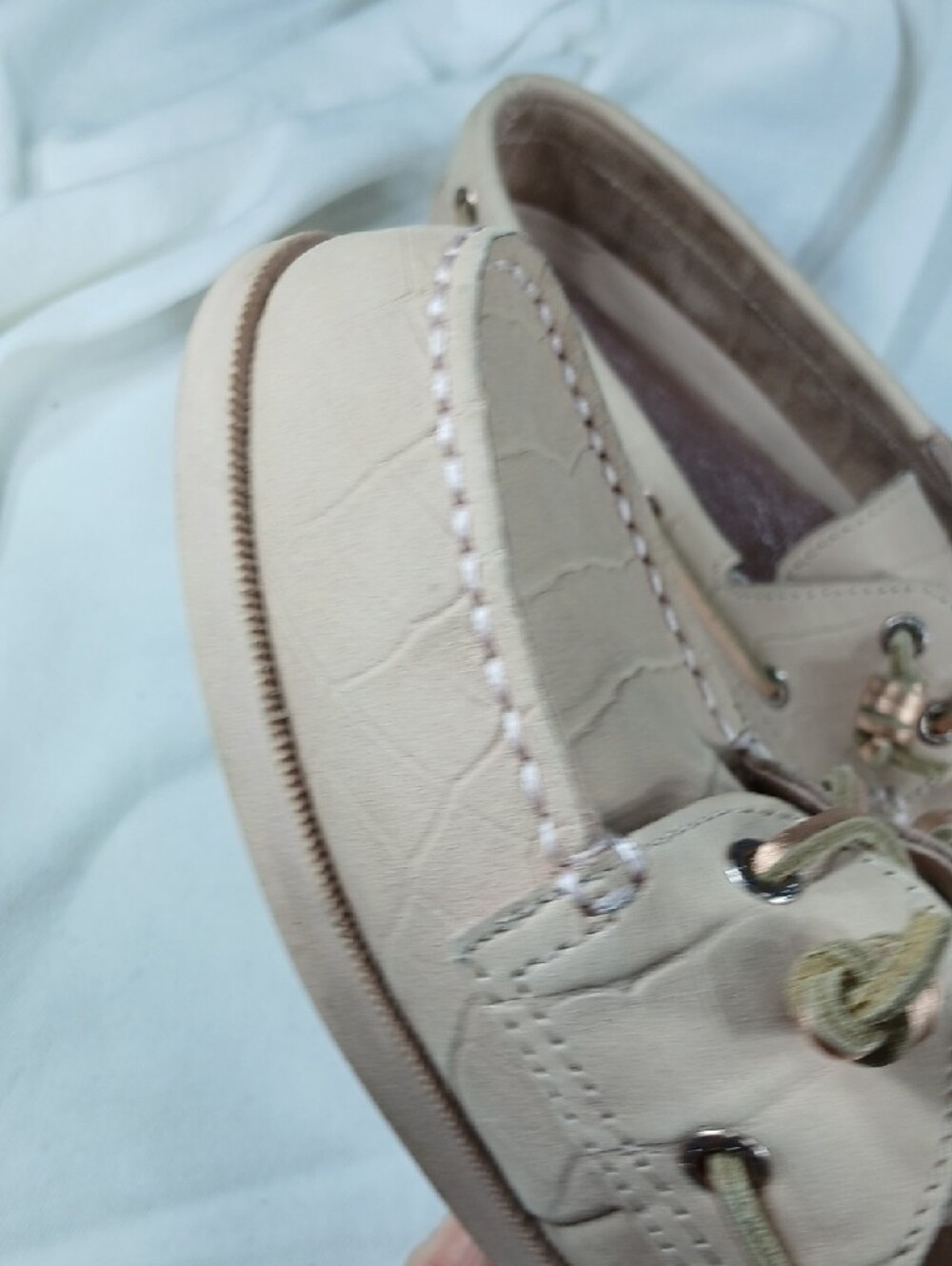 Sperry Women's Croc-Embossed Slip-On Moccasins in dusty pink with Metallic laces - Picture 9 of 16